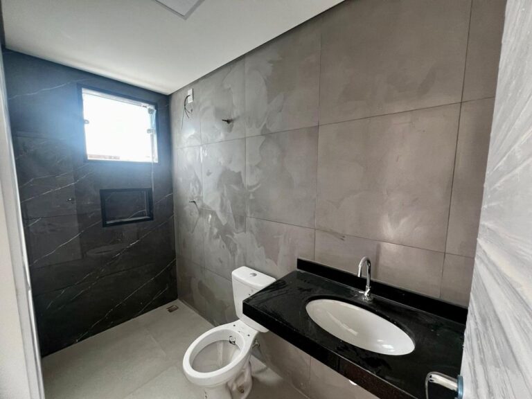 241e650b-0bc5-40c1-b499-dde9b7b72ed1